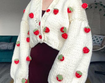 赤いイチゴのクロシェカーディガン、イチゴの刺繍入りセーター、彼女へ