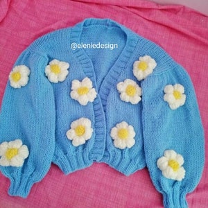 Hand-knitted daisy cardigan, Hand-knitted blue daisy cardigan, Crop daisy cardigan, Handmade blue cardigan