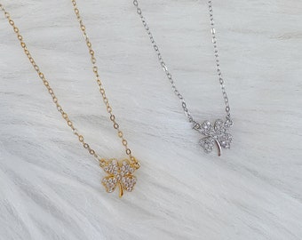 Minimalist Clover Necklace| Sterling Silver Flower Necklace| Gold Clover Necklace| 4 Leaf Clover Necklace| Dainty Necklace| Gift for Her