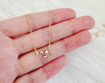 Dainty Flower Necklace| Sterling Silver Plated 14K Gold Necklace| Minimalist Flower Necklace| Romantic Necklace| Two-flower pendant| Gift