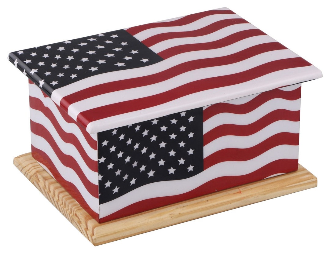 Silent Mind Pine Wood Adult Urn For Ashes - American Flag Design - Decorative Cremation Urn For Veterans & Patriots