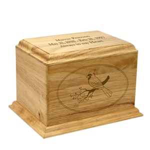 Cardinal-Themed Bird Lover&#39;s Custom-Made Rubber Wood Cremation Urn