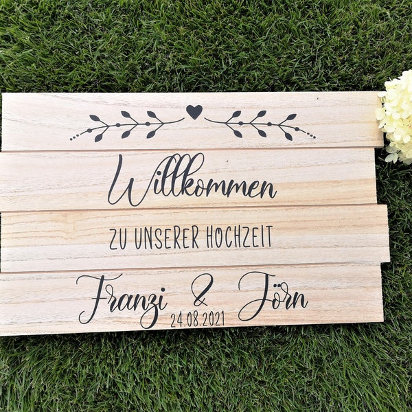 personalisiertes Holzschild Willkommen zu unserer Hochzeit Dekoration mit Namen Willkommensschild aus Holz Hochzeitsschild Brautpaar Feier