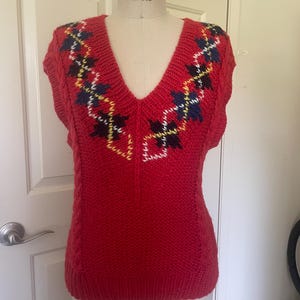 Woman’s Vintage Red Habadasher V Neck Acrylic Knit Vest Sleeveless Size Small 1980’s