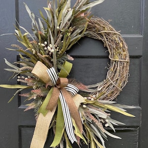 Realistic Earthtones Neutral Fall Pumpkin Wreath for Front Door, Boho Fall Grasses Wreath, Neutral Outdoor Fall Decor