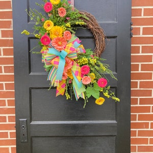 Large Spring and Summer Orange and Hot Pink Wreath for Front Door, Bright Colorful Realistic front porch decor, Mother's Day gift for home image 8