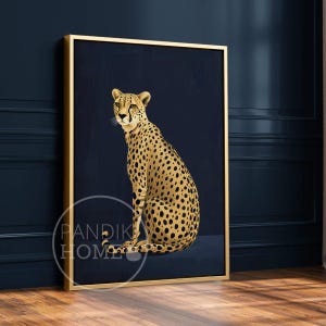 Stampa artistica di ghepardo giallo su blu, arte moderna blu intenso, stampa artistica di animali, arte contemporanea per la casa in stile massimalista, poster artistico blu scuro