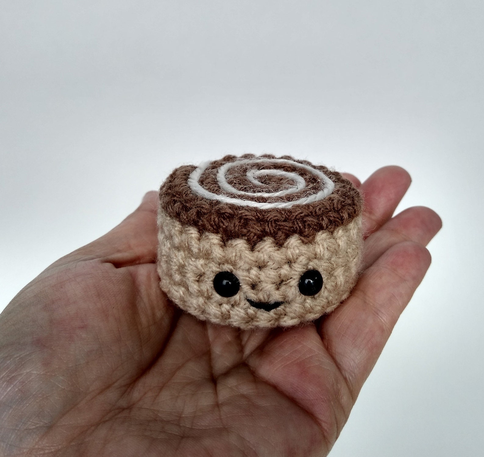 Cinnamon Roll: crochet toy stuffed plush gift decoration | Etsy