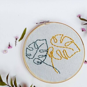 Monstera leaf embroidery/ Embroidery art/ Handmade art/ Wall art/6&quot; Embroidery hoop