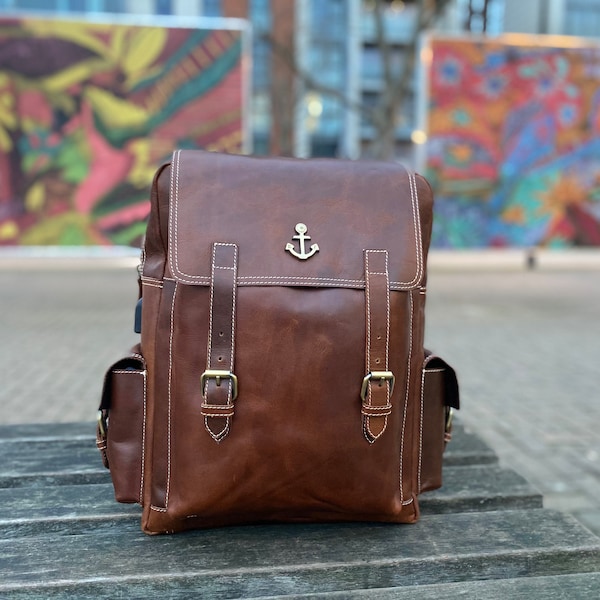 Sac à dos Brown Leather City, sac à dos unisexe, cuir beige clair, support Macbook, sac pour ordinateur portable en cuir, sac à dos en cuir véritable fait à la main