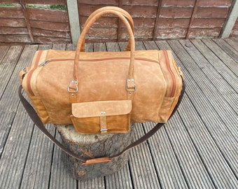 Genuine Leather Unisex Travel Holdall Cabin bag, Travel Gym Carryall Bag Duffel Shoulder Kit Bag, Light Brown Colour Holdall Bag