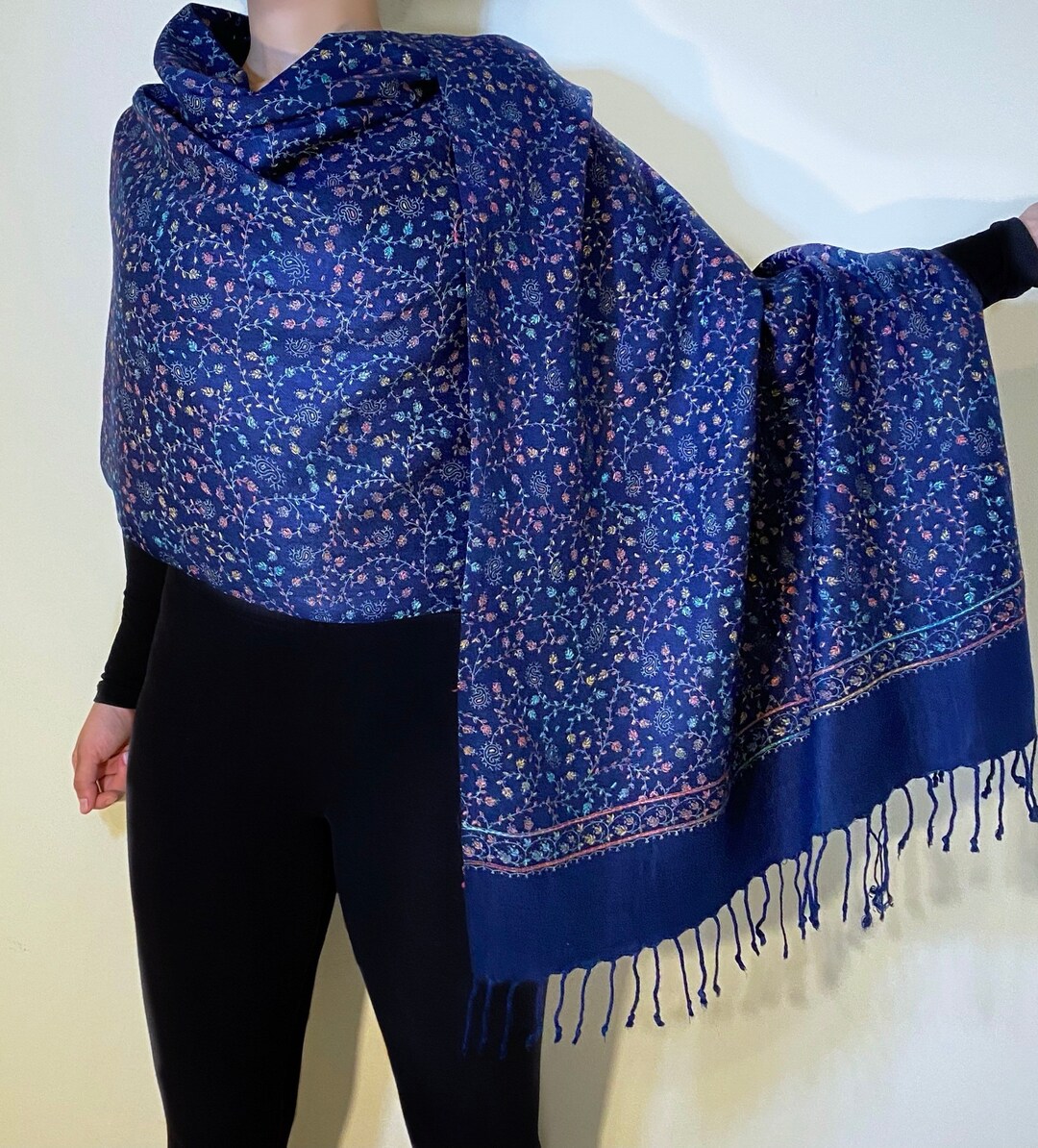 embroidered kashmiri shawl
