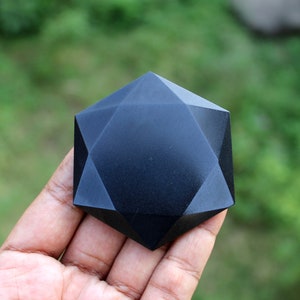 Natürlicher Großer Schwarzer Turmalin Hexagon 70 MM