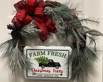 farm wreath, farm fresh Christmas wreath, Christmas Wreath, pine wreath, grapevine wreath grapevine, winter wreath, winter,