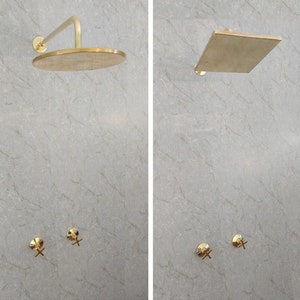 An der Wand befestigtes Duschhahn-Set mit einfachem Duscharm - nicht lackiertes Messing-Duschsystem