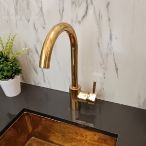 Unlacquered Brass Hot And Cold Sink Faucet With Single Lever