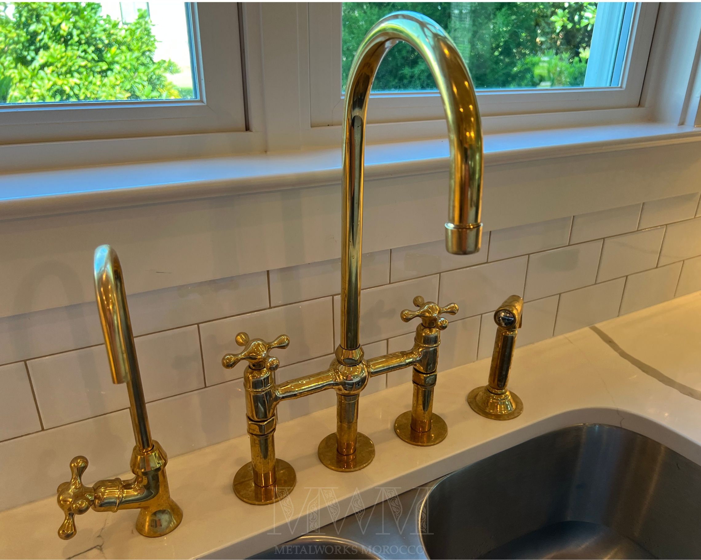 Rammer.brass.ブラス.真鍮.スカル.激安.ブレス.ルード Three Columns Unlacquered Brass Kitchen Bridge Faucet With Side