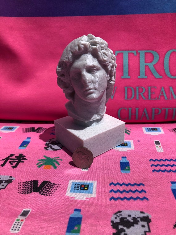 Floral Shoppe | Macintosh Plus | Vektroid