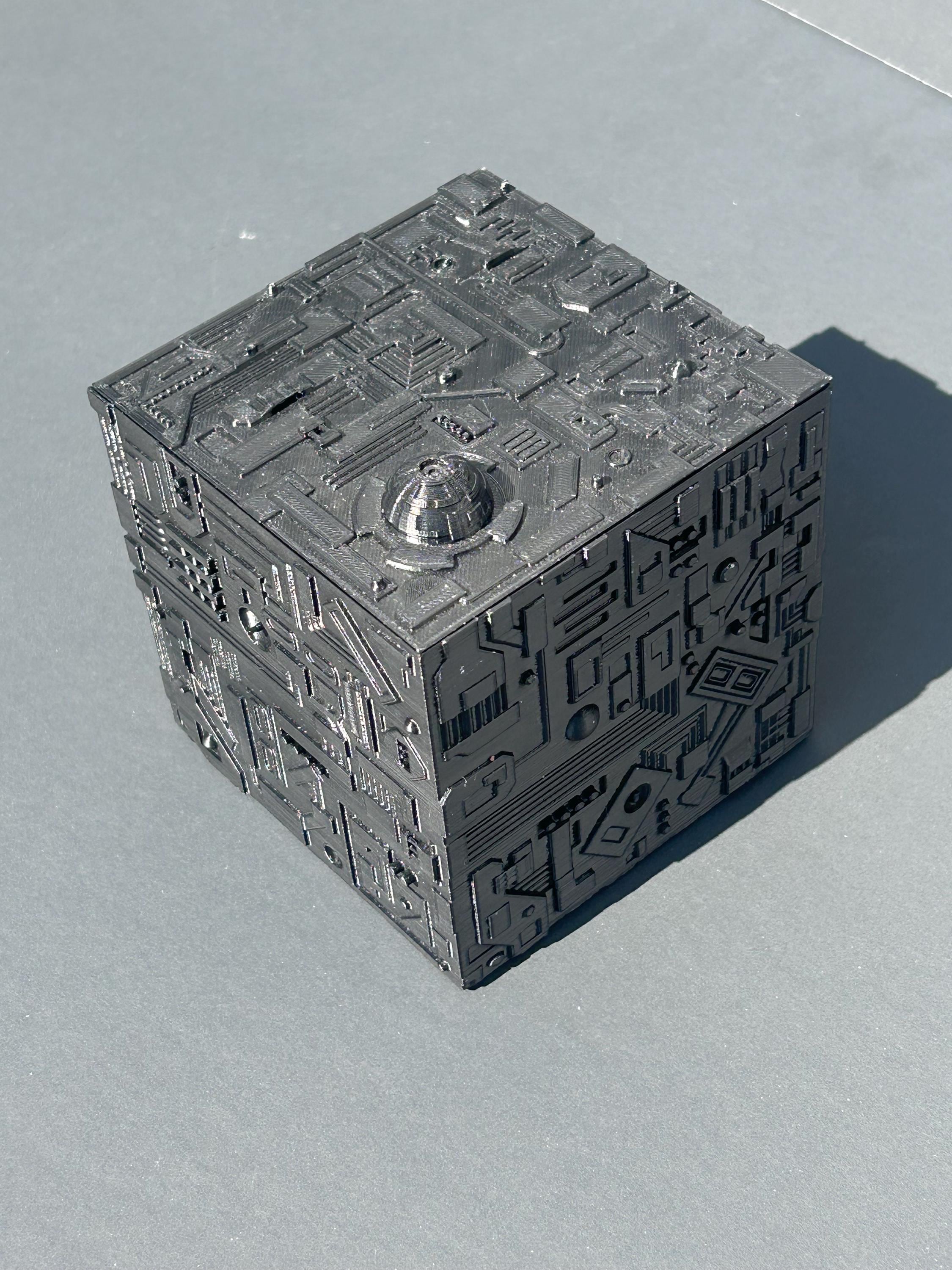 Magic the Gathering Commander Deckbox Phyrexian Cyborg Cube Universes ...