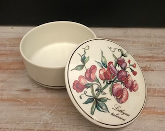 Vintage Villeroy & Boch Botanica porcelain trinket box, lidded jar, bonbonnière