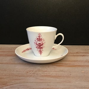 Tasse et soucoupe en porcelaine de Fürstenberg, tasse à thé
