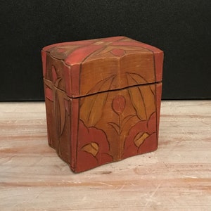 Unico portacarte da gioco in legno fatto a mano con carte da gioco vintage