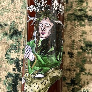 Medeina deity candle