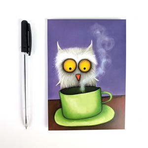 hibou drôle / carte postale / carte de vœux pour les amateurs de café / Din A 6 / format portrait / papier 300 g / impression mate / carte sans texte / hibou avec café