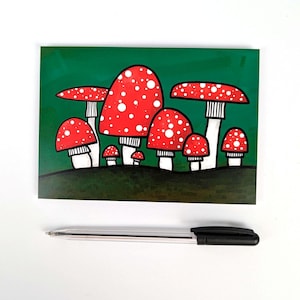 Setas de la suerte / Postal sin texto / Tarjeta de cumpleaños para niños / Setas alegres / Din A6 / Formato vertical / Papel de 300 g / Impresión mate