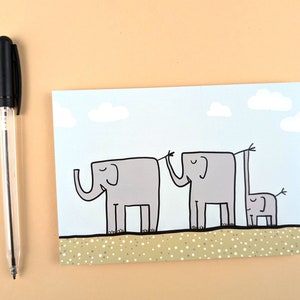 3 éléphants / carte de naissance / carte postale famille éléphant / carte de vœux / Din A 6 / format paysage / papier 300 g / impression mate / sans texte