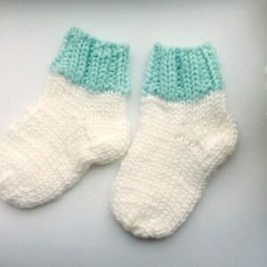 Merino wollen babysokjes - newborn sokken - kindersokken - met de hand gebreid - 100% merino wol - op bestelling gemaakt