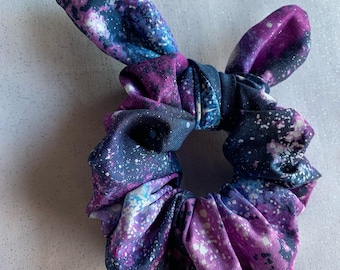 Galaxy scrunchie with glitter and tie
