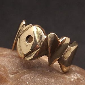 Trench ring, Original ring of First World War bronze ring with two hearts and a diamond shield, Soldier ring,  Original WW1 Trench artifact