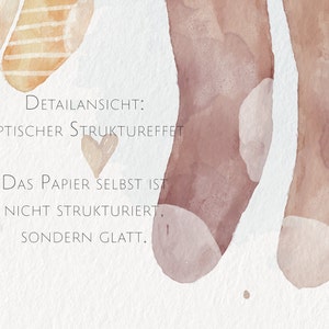 May include: A watercolour illustration featuring abstract brown and orange shapes with a small heart. The text reads: Detailansicht: optischer Struktureffekt. Das Papier selbst ist nicht strukturiert, sondern glatt. The background is a plain white surface.