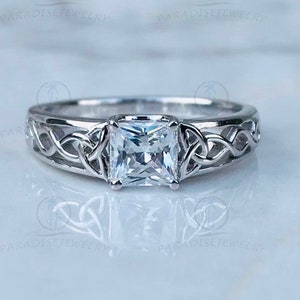 Celtic Ring, White Gold CZ Diamond Celtic Engagement Ring, Trinity Knot Ring Irish Ring, Triquetra Ring, Engagement Wedding 925 Silver Ring