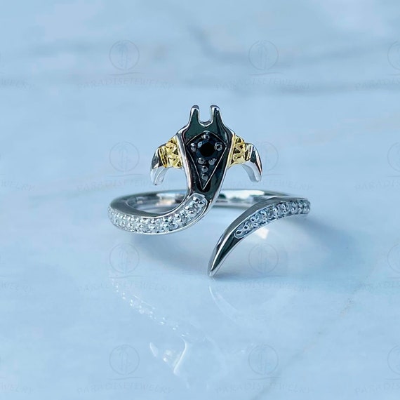 Enchanted Disney Moana Black Round and 1/10CTTW CZ Diamond Bypass 