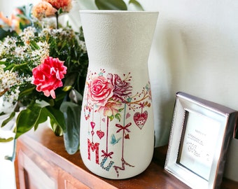 Pretty Mum Vase, Mothers Day Flower Vase, Mothers Day Vase, Mum Gifts, Gifts for Mum, Mothers Day Gifts, Gifts for Mum