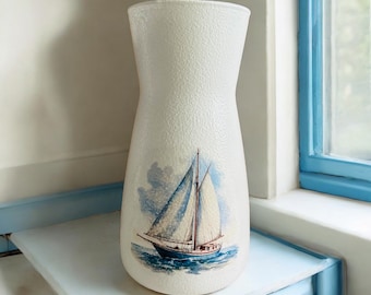 Glass Nautical Flower Vase With Sailboat Seaside design, Sailboat Nautical Home Decor, Sailaboat Flower Vase, Sailboat Gift Ideas,