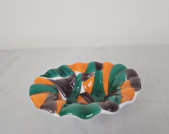 Small Fused Art Glass Multi-Colored Ruffled Edge Bowl 5 1/2" Around