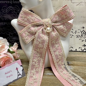 Romantic Bow Brooch