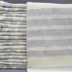 Turkish Bath Towel-Turkish Towel-Woven Towel-36&#39;&#39;x67&#39;&#39;Handmade Towel-Sauna Towel-Massage Towel-Gift For Her-Gray Peshtemal-(DBLL,SVGYL)