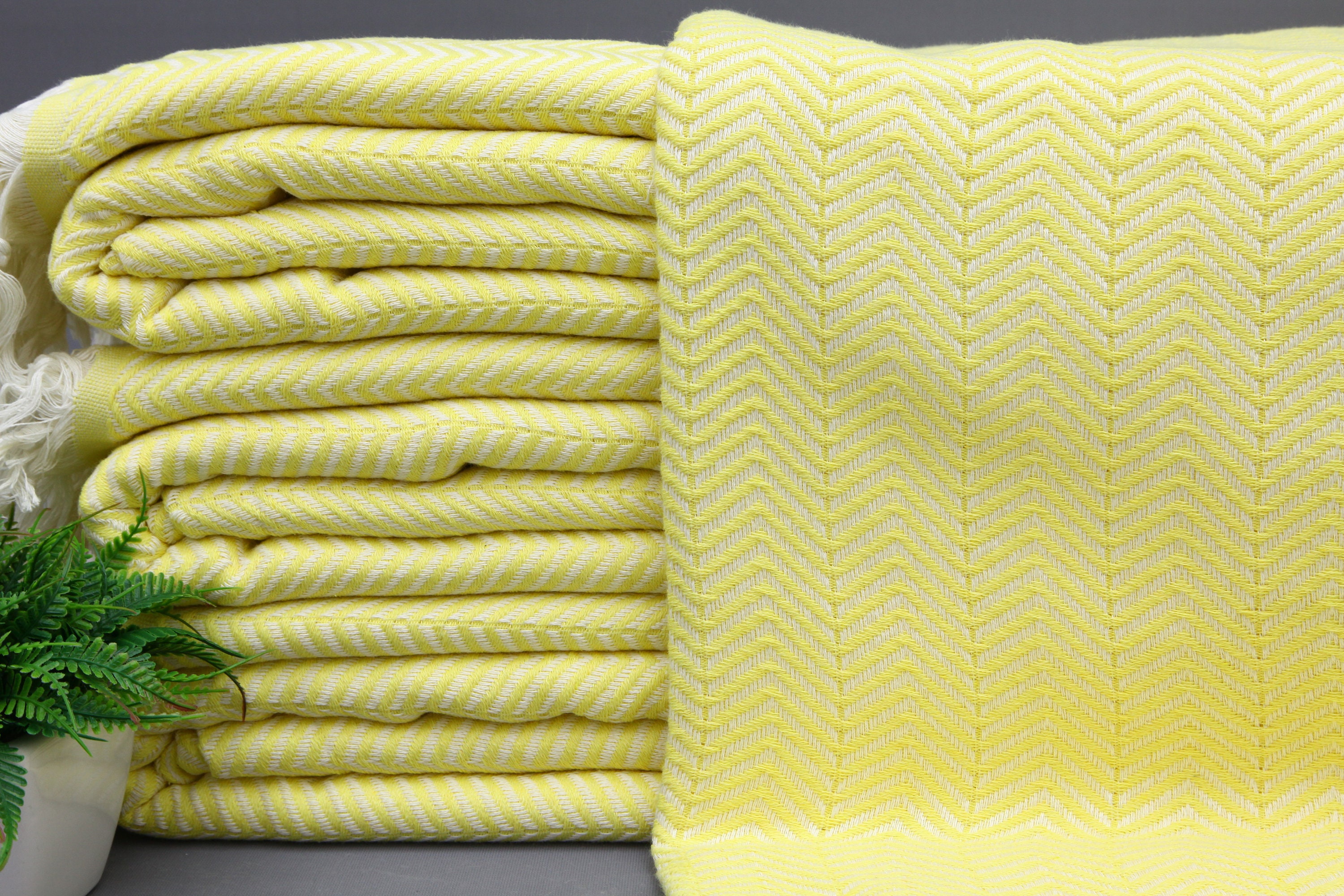 Gelbe Decke-Massenbettdecke-Sofadeckendecke-Gemütliche Bettdecke-Türkische Decke-75 ''x83 ''-Großhandels-Tagesdecke-Geschenk Bettdecke - (TYFN,DML,PK)