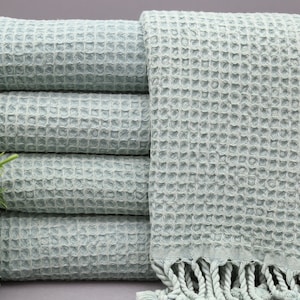 Pale Green Hand Towel-Turkish Hand Towel-Tea Towel-Stonewashed Napkin-Service Towel-20"x36"-Kitchen Towel-Waffle Hand Towel-(UMT,WFFL,PSKR)