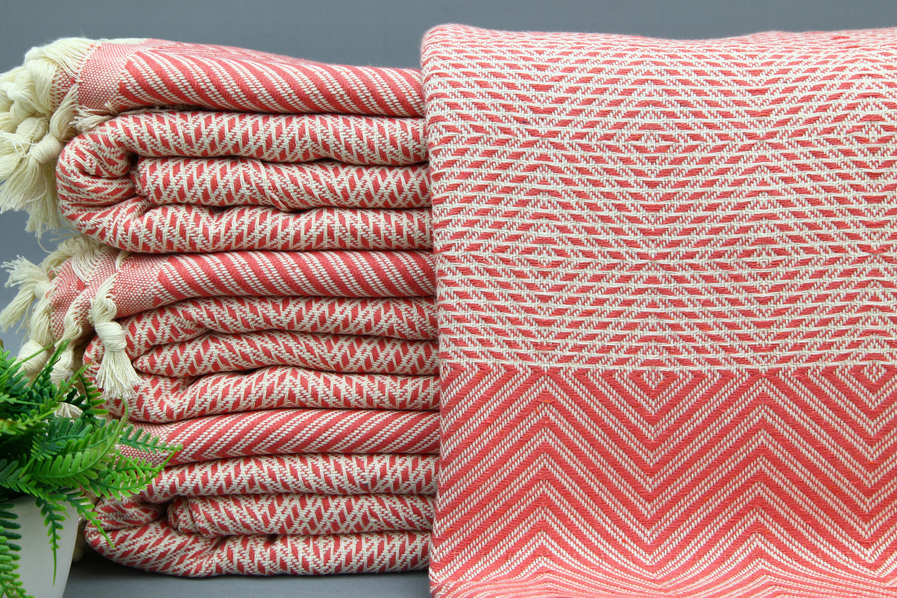 Buy Coral Knit Throw Online In India Etsy India