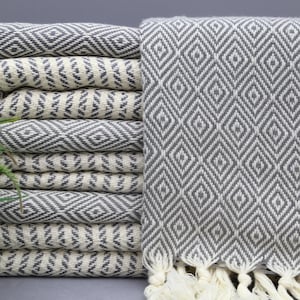 Coperta grigia - Copriletto accogliente - Coperta turca - Coperta di design - 79&#39;&#39;x95&#39;&#39; - Copridivano - Copriletto in cotone - Copriletto regalo - (YMZ, KSKLMS, PK)