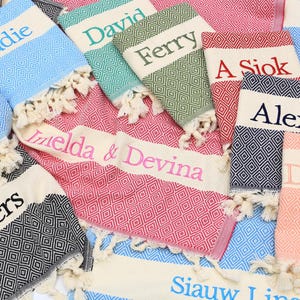 Toalla de playa personalizada, recuerdo para despedida de soltera, regalo para damas de honor, regalo para viaje de chicas, toalla para la fiesta nupcial en la playa, toalla con nombre personalizado, venta al por mayor