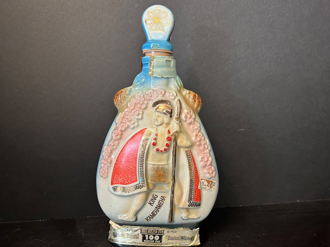 Vintage 1971 Jim Beam King Kamehameha Hawaii Diamond Head Waikiki