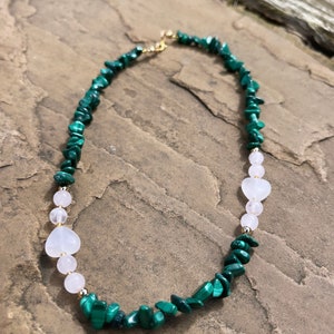 Rose quartz heart necklace; rose quartz necklace; malachite necklace; pink and green crystal necklace; pink and green necklace; crystal chip