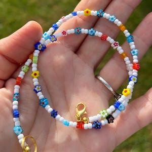 Collar Millefiori; collar de cuentas de flores de vidrio; collar de cuentas; collar de flores; collar delicado; collar de cuentas; collar de cuentas blancas; verano imagen 8