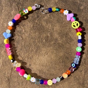 collar desigual; collar de cuentas; collar grueso; collar de moda; collar de cuentas; collar colorido; collar de cuentas mixtas; collar alegre imagen 9